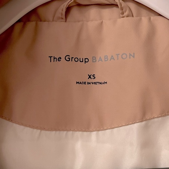 Aritzia Raindrop Anorak - Picture 6 of 8